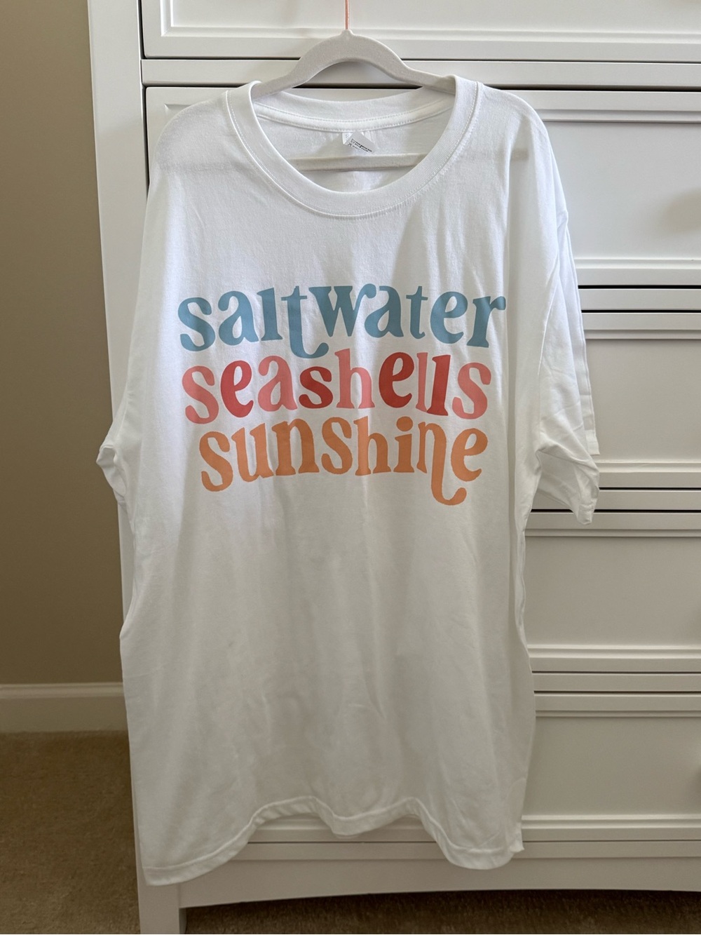 Beach Theme T-Shirt L